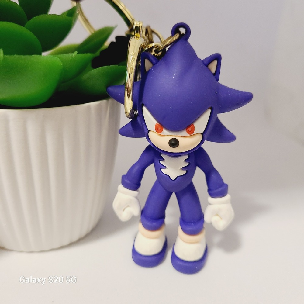 Sonicโ Heroes Dark Sonic Keychain Figure Keyring Charm Collectible